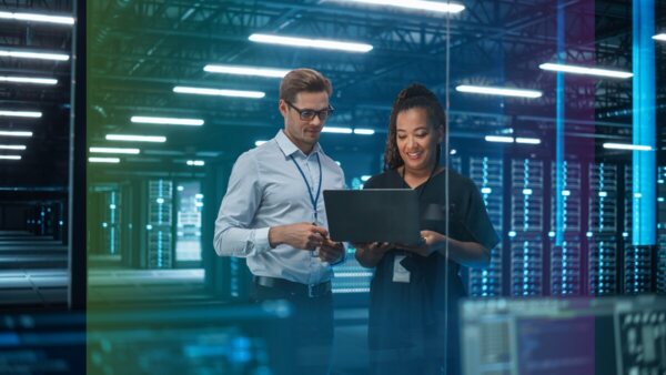 data-center-professionals-laptop